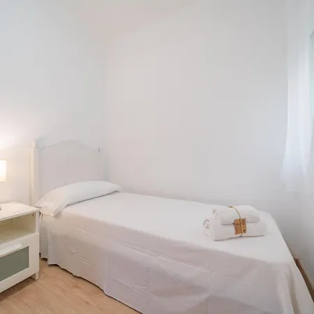 Homeholidaysrentals Estrella - Costa Barcelona Apartment
